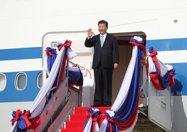 Chinese President visits Laos hinh anh 1