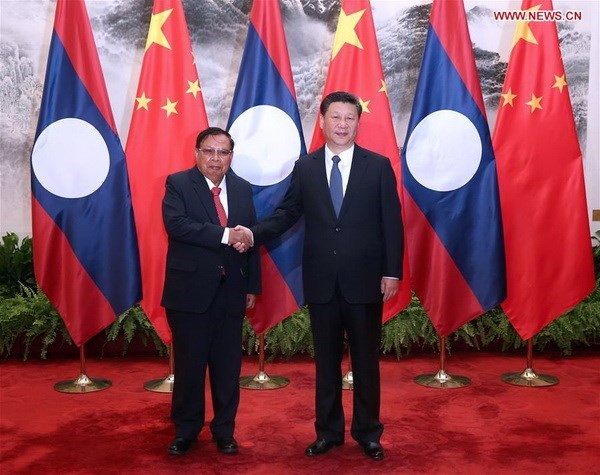 Laos, China issue joint statement affirming stronger cooperation hinh anh 1