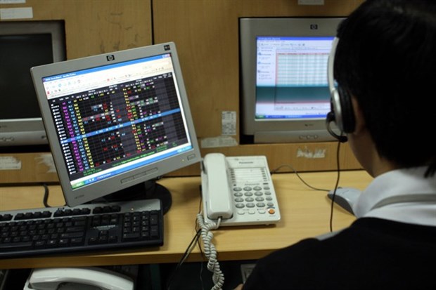 Vietnamese stocks rise again hinh anh 1