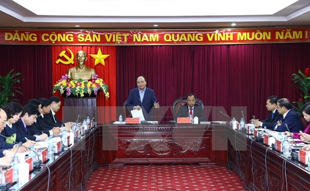 PM asks Bac Kan to consider poverty reduction a political task hinh anh 1