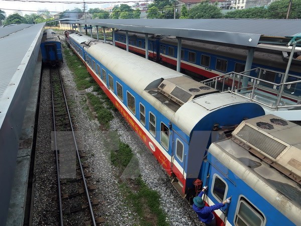 Freight railway service between Hanoi and China’s Jiangxi launched hinh anh 1