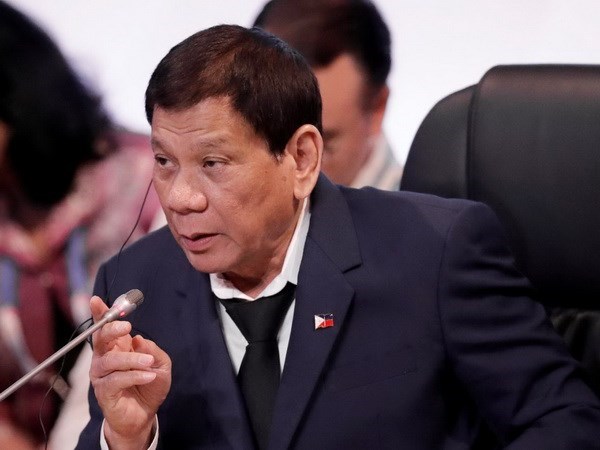 Philippine President calls on rebels to surrender hinh anh 1