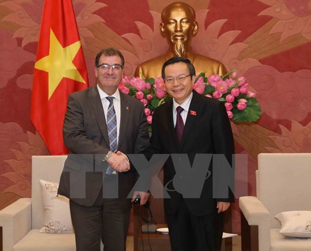 Vietnam, Canada forge legislative ties hinh anh 1