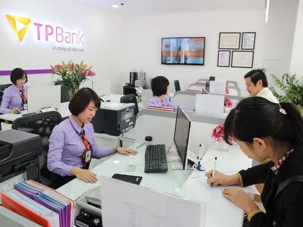 Credit growth reaches 15.3 percent in 11-month period hinh anh 1