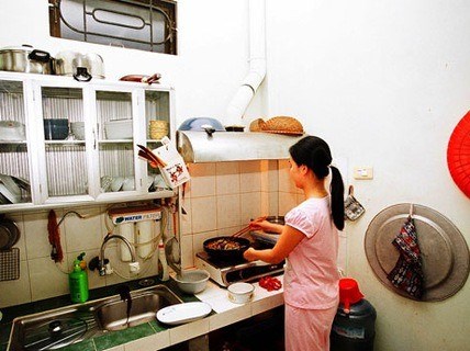 Domestic workers still lack labour contracts hinh anh 1