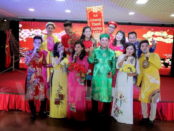 Vietnamese people in Russia celebrate New Year hinh anh 1