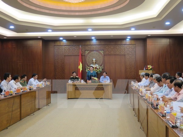 National Assembly leader visits naval units in Khanh Hoa hinh anh 1