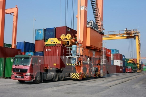 Vietnam import-export turnover hits 400 billion USD hinh anh 1