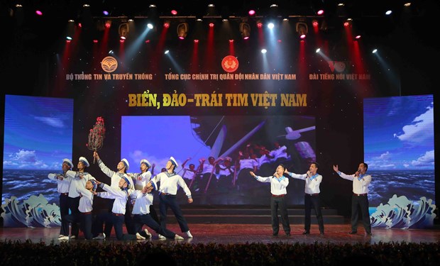 Activities mark 73rd Vietnam People’s Army Day hinh anh 1