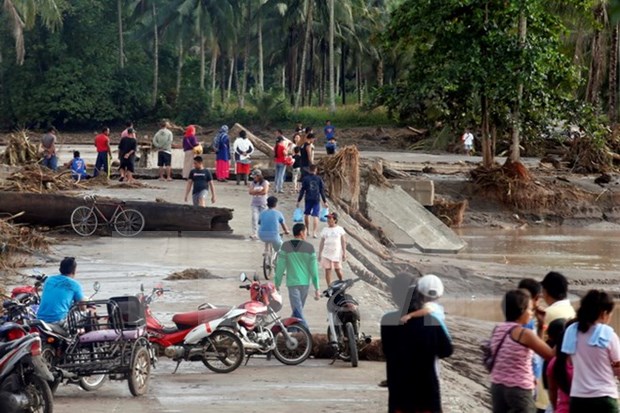 Philippines: 240 killed by typhoon Tembin hinh anh 1