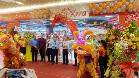 SaigonCo.op joint venture opens store hinh anh 1
