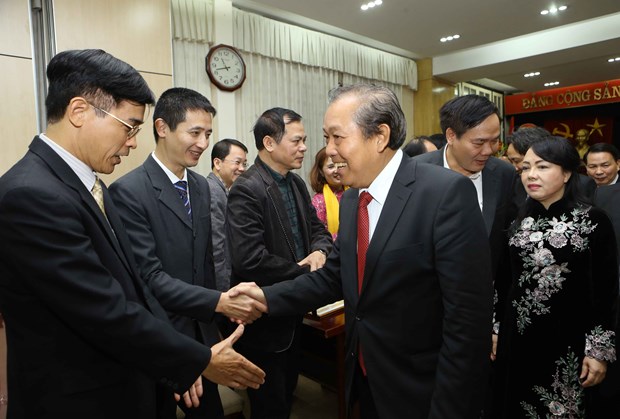 Deputy PMs extend congratulations on Vietnamese Doctors’ Day hinh anh 1
