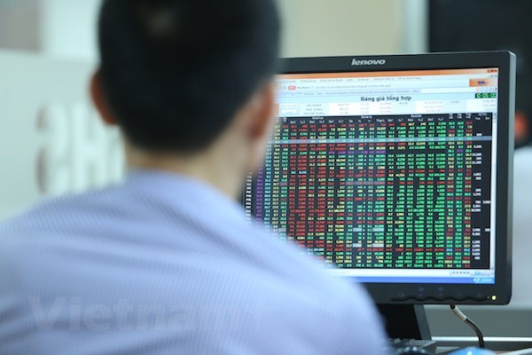 Stocks set to break all-time record hinh anh 1