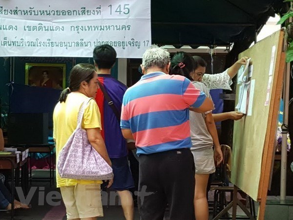 More than 30 new political parties register in run-up to Thai poll hinh anh 1