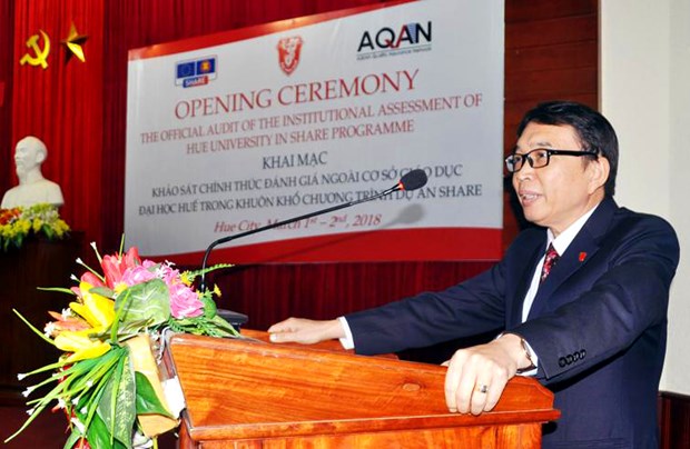 Hue University fosters brand building in ASEAN hinh anh 1