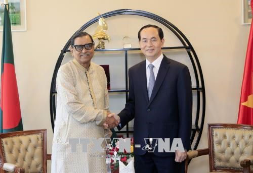 President Tran Dai Quang meets Bangladeshi leaders hinh anh 1