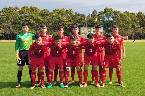 Vietnam’s U16 team defeats Laos at regional tournament hinh anh 1