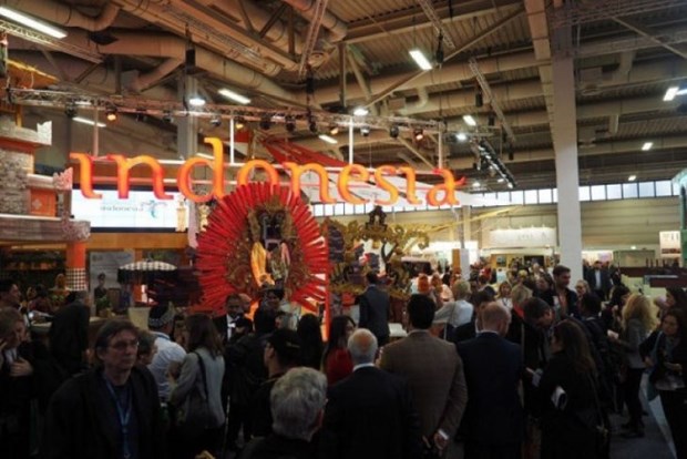 Indonesia attends international tourism fair in Germany hinh anh 1