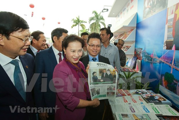 Top legislator visits National Press Festival 2018 hinh anh 1