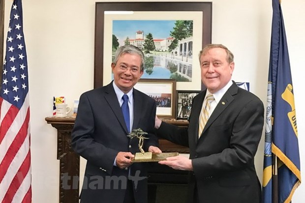Vietnamese Ambassador visits US Naval Postgraduate School hinh anh 1