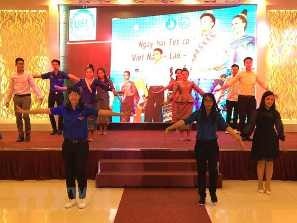 Student exchange marks New Year festivals of Laos and Cambodia hinh anh 1