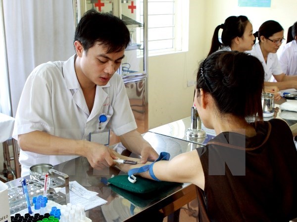 Global fund provides 170 mln USD for HIV/AIDS prevention in Vietnam hinh anh 1