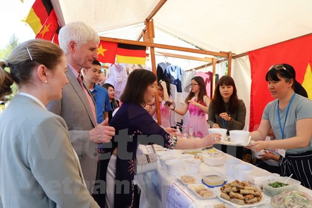 Vietnam participates in culinary festival Delicanto in Berlin hinh anh 1