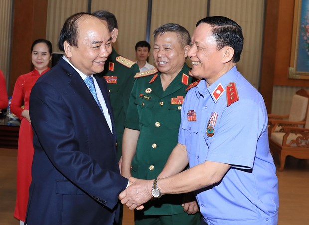 Prime Minister meets with war veterans of Tay Nguyen Front hinh anh 1