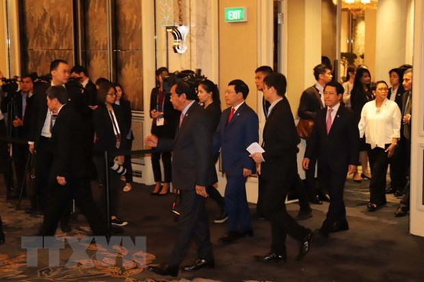 ASEAN political-security, coordinating councils convene meetings hinh anh 1