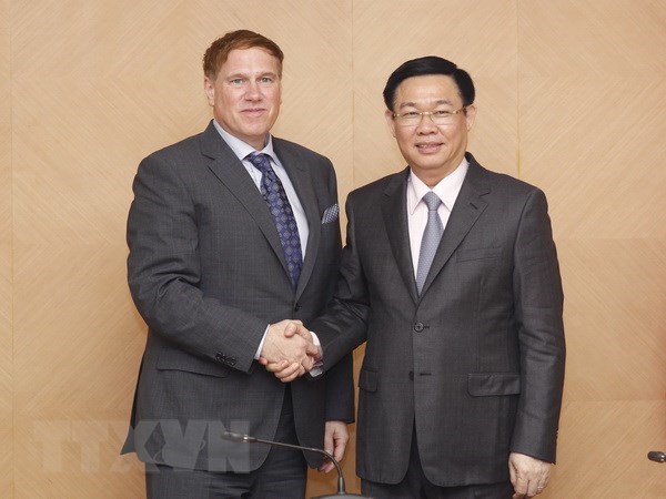 Vietnam pledges support for US firms: Deputy PM hinh anh 1