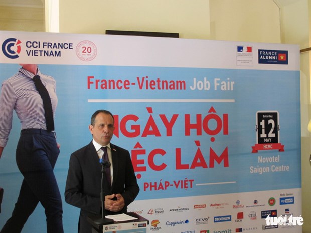 300 people find jobs at Vietnam-France career day hinh anh 1