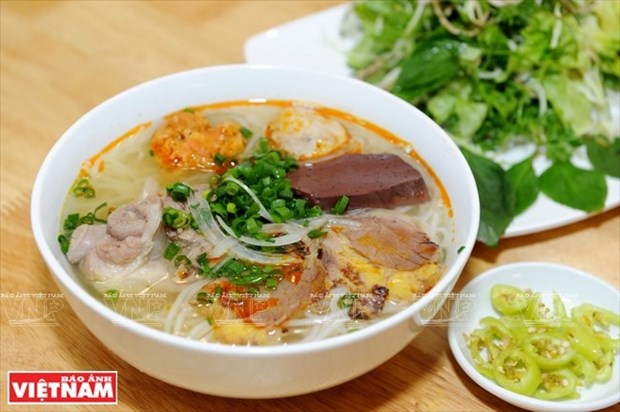 Hue looks to become ‘food capital’ of Vietnam hinh anh 1