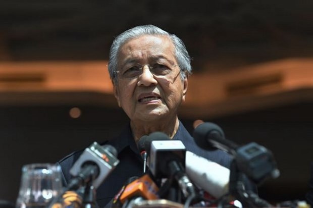 Malaysian PM Mahathir may hold position for 1-2 years hinh anh 1