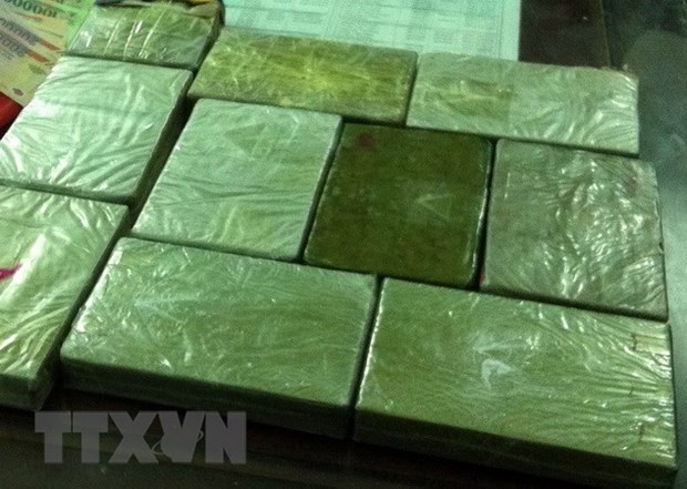 Thanh Hoa police seize 60 bricks of heroin hinh anh 1