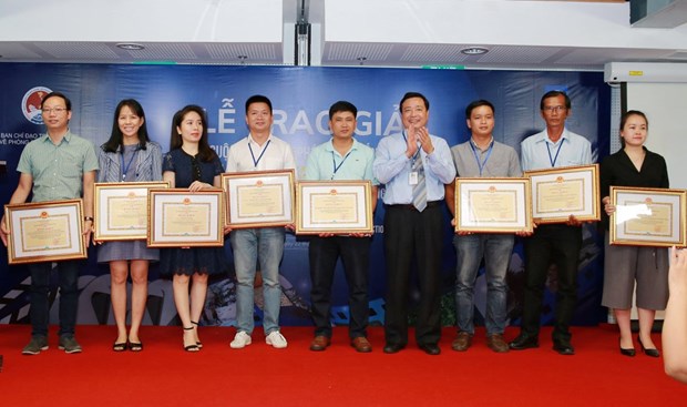 “Don’t play with natural disasters” wins first prize of film contest hinh anh 1