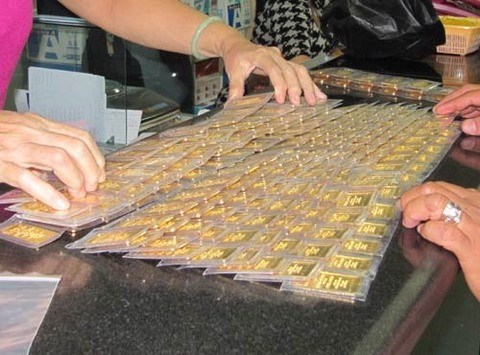Central bank: Gold conversion a priority hinh anh 1