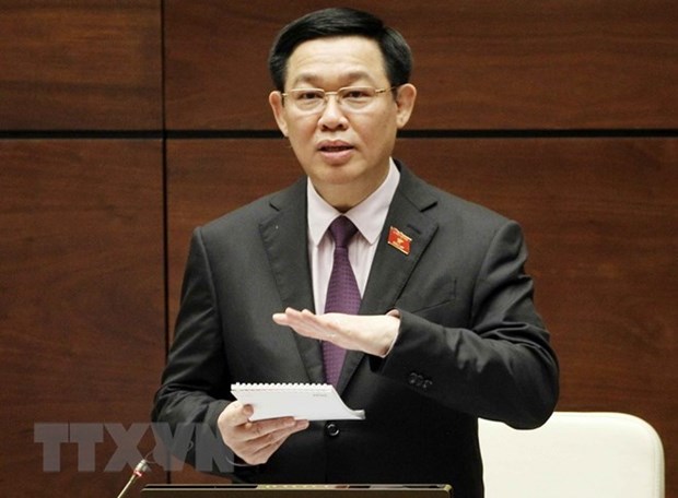 Deputy PM answers issues of public concern hinh anh 1