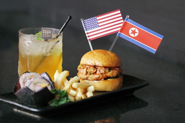 Trump-Kim summit-themed food, drinks offered in Singapore hinh anh 1