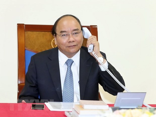 Vietnamese, Danish PMs hold telephone talks hinh anh 1