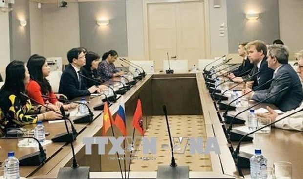 Tuyen Quang delegation visits Russia hinh anh 1
