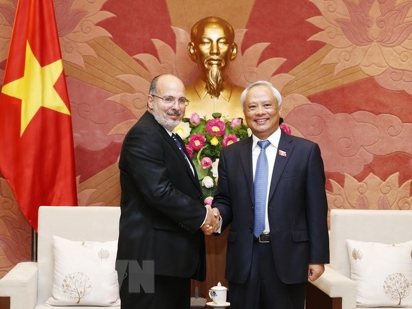 Vice NA Chairman stresses traditional friendship with Cuba hinh anh 1
