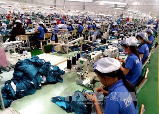 Vietnam aims to resolve investor disputes with government hinh anh 1