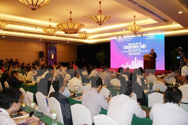 Forum connects Vietnamese startups at home and abroad hinh anh 1