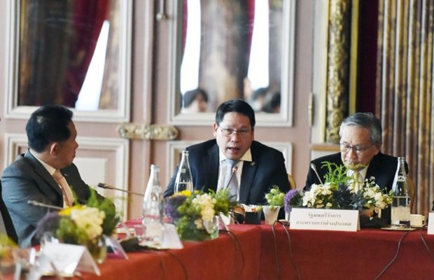 Thailand works to attract French investors to EEC this year hinh anh 1