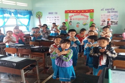 Project helps ensure traffic safety at schools in Gia Lai hinh anh 1