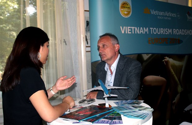 Vietnam’s tourism brought closer to Czech people hinh anh 1