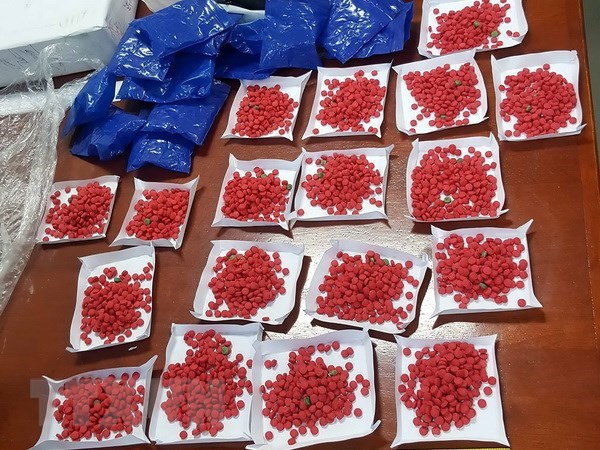 Thanh Hoa police arrest drug traffickers hinh anh 1