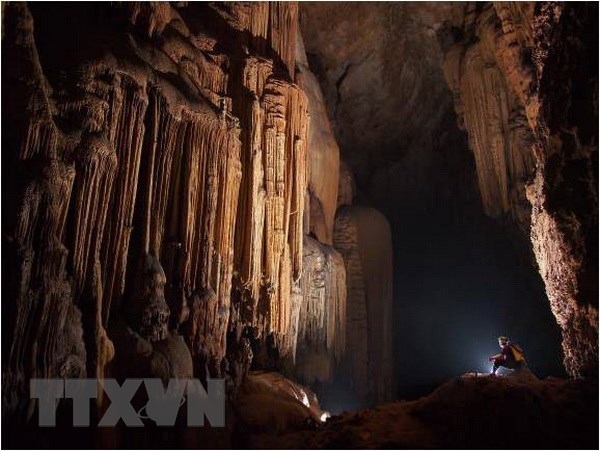 Quang Binh pilots tours of new caves hinh anh 1