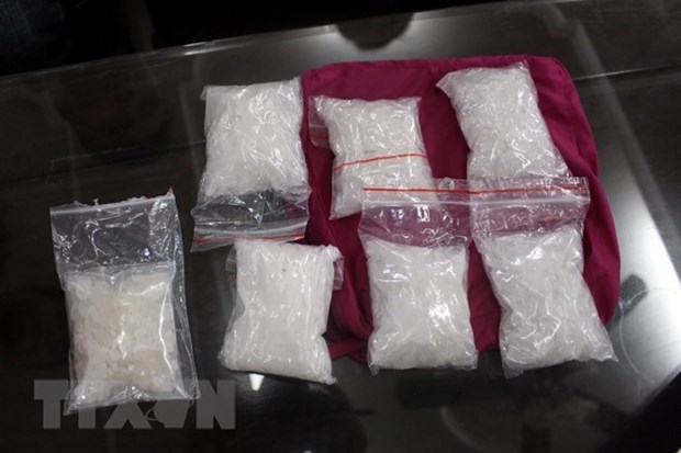 Lao Cai police arrest meth traffickers hinh anh 1