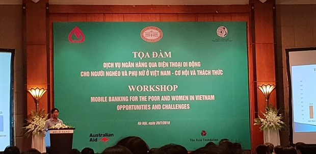 Poor people lack access to mobile banking hinh anh 1